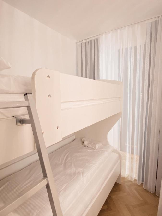 Diamond Apartment Prishtina 2 Pristina Eksteriør billede